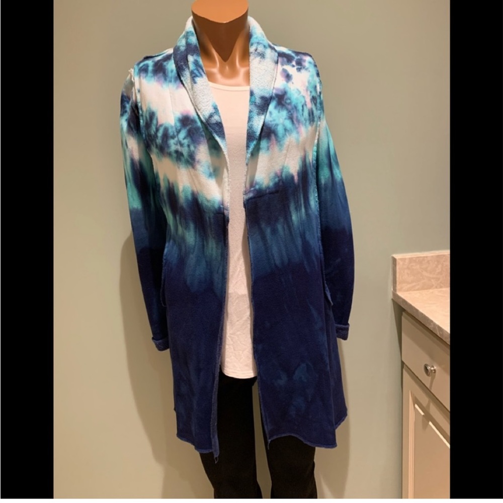 Brightly Twisted along Cardigan